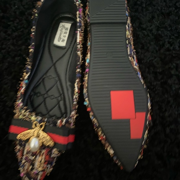 Shoes - Picture 5 of 6